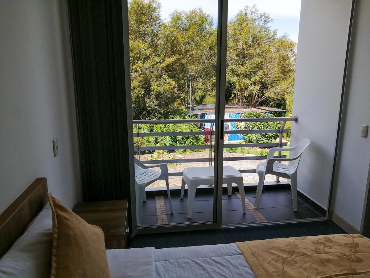 Hotel Hevilat Paraiso De Oriente Рионегро Экстерьер фото